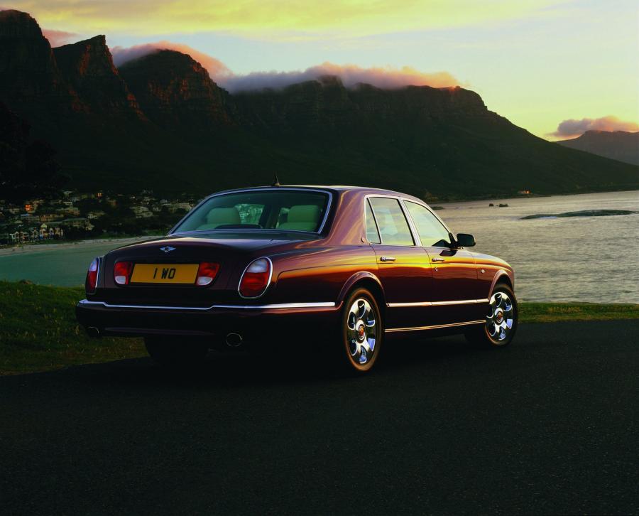  Bentley Arnage R 2005 года  (фото 4 из 17)